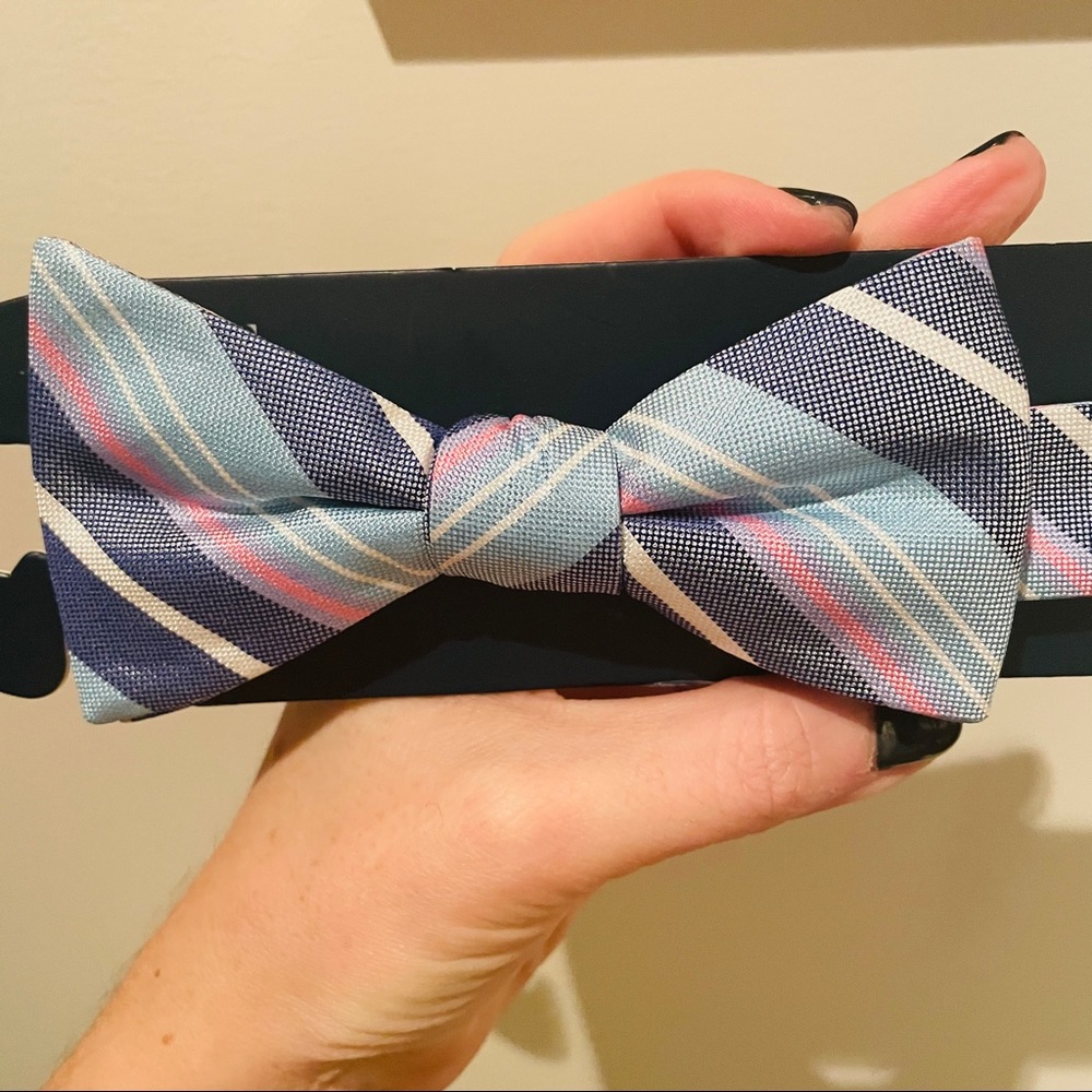 Southern Tide Plaid Bow Tie- NWT